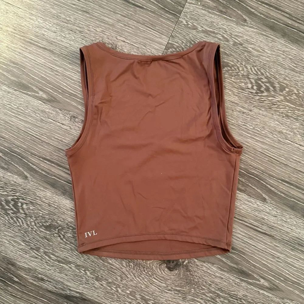 IVL Collective Crop Tank - Picture 4 of 5